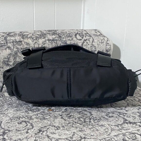 TopShop Nylon and Net Messenger Bag in Black - Picture 6 of 8